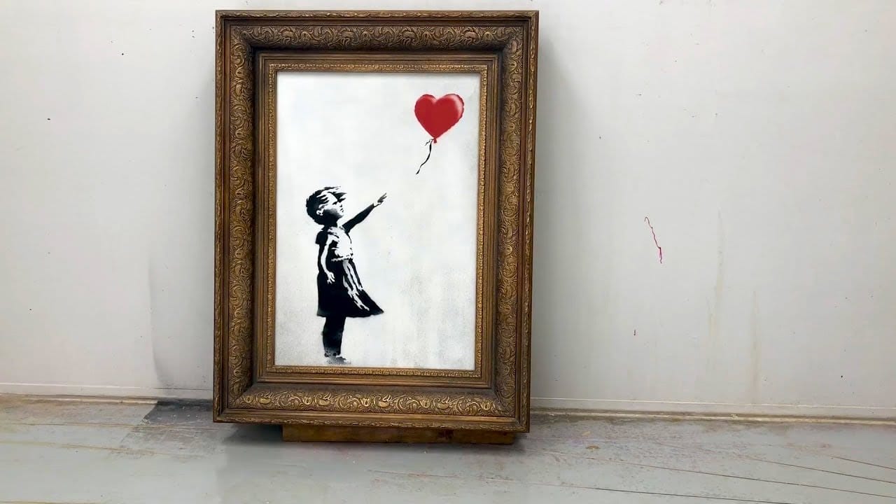 La Fille au ballon de Banksy, sa toile auto-détruite, revient aux